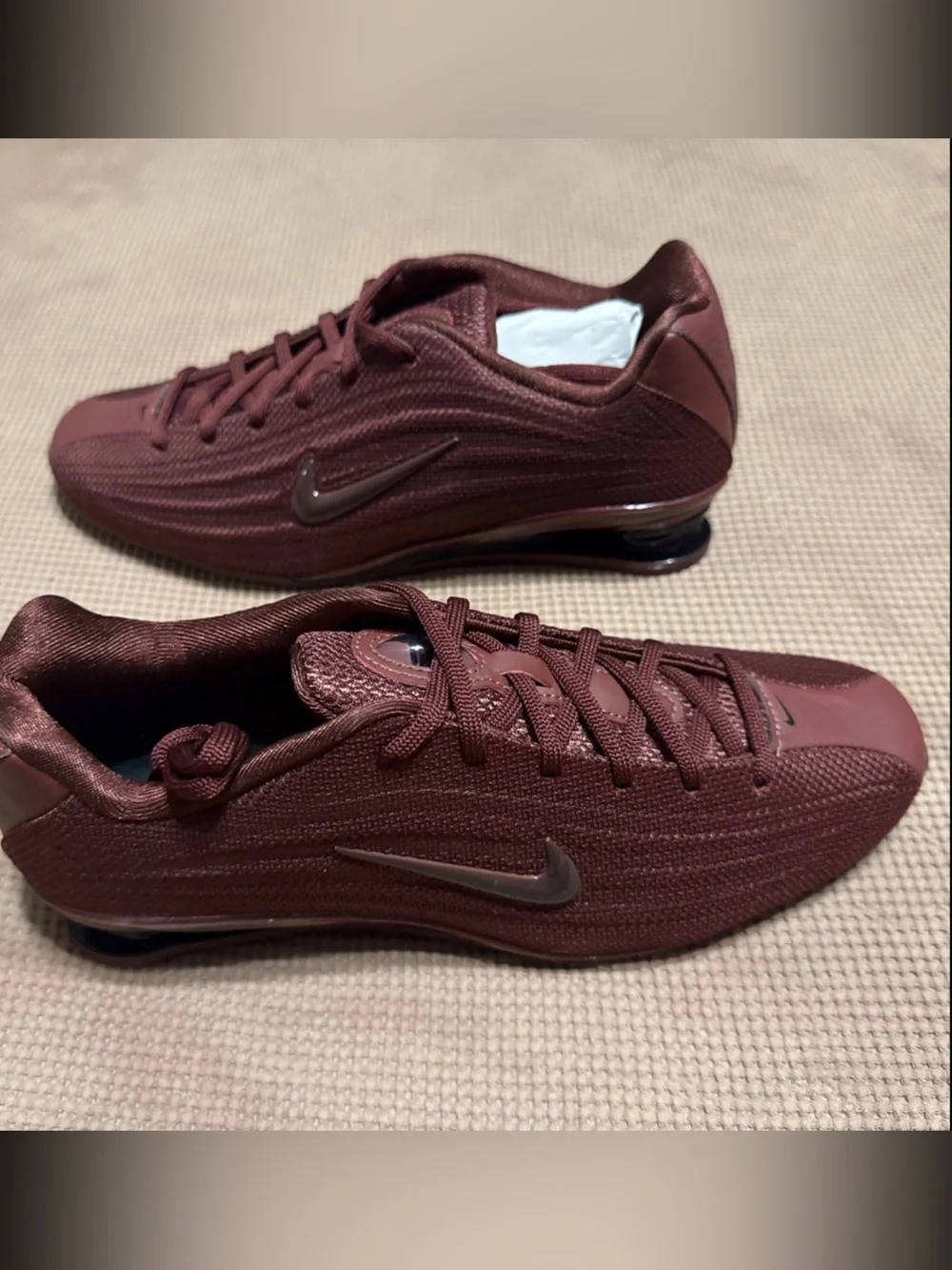 Nike Shox Z Dark Team Red Black Womens Size 7.5 Mens 6 Sneakers HQ7540-600